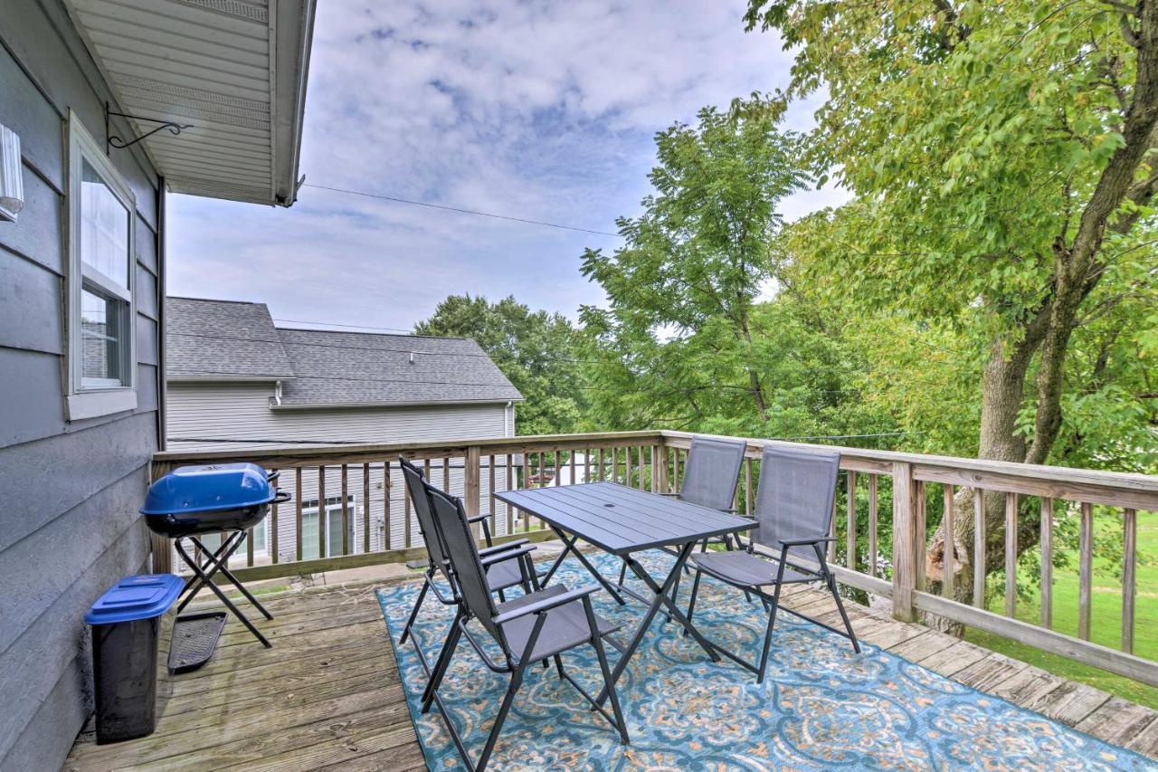 Enchanting Family House With Balcony Less Than 3 Mi To Wvu! Моргантаун Экстерьер фото